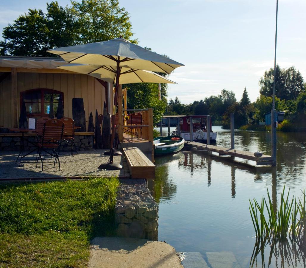 Kulturgasthof Alte Reederei Aparthotel Fürstenberg-Havel Exterior foto