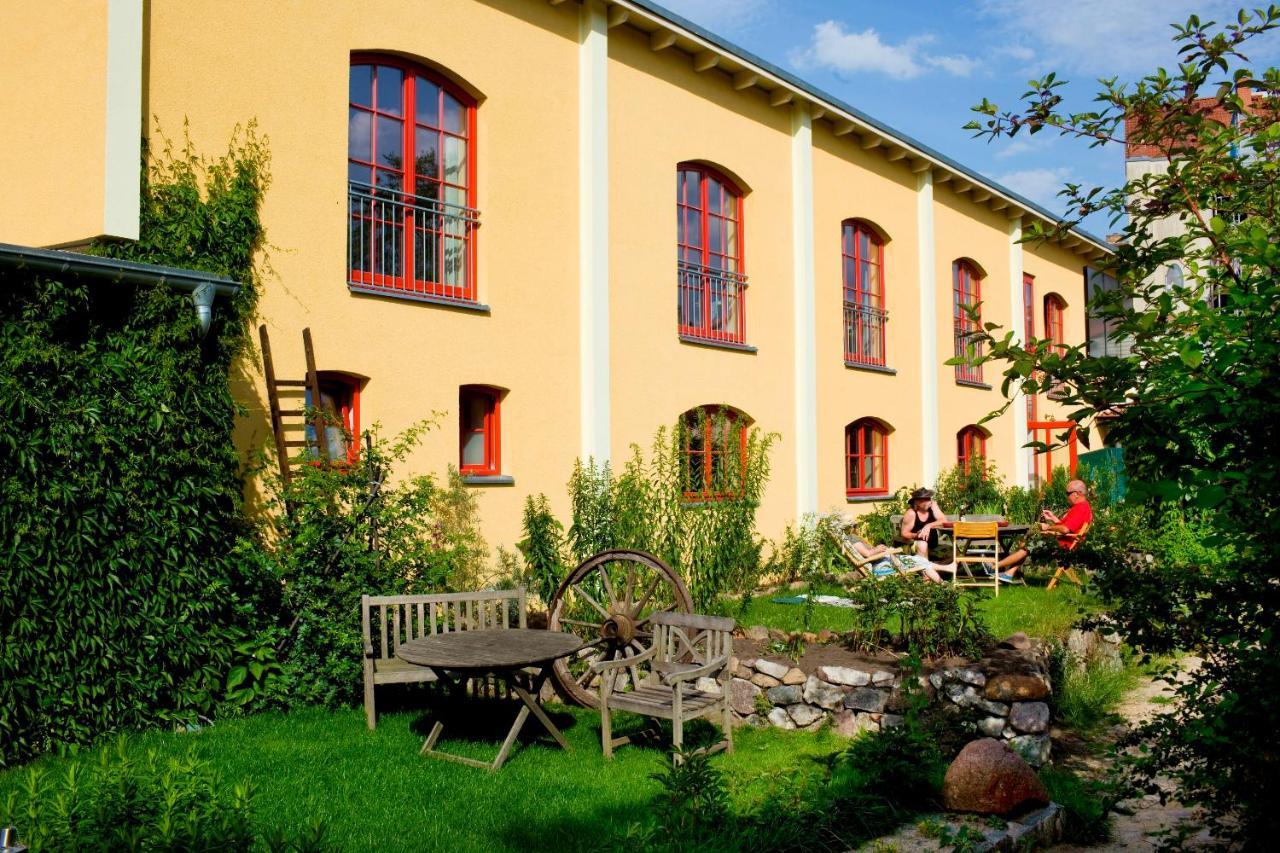 Kulturgasthof Alte Reederei Aparthotel Fürstenberg-Havel Exterior foto