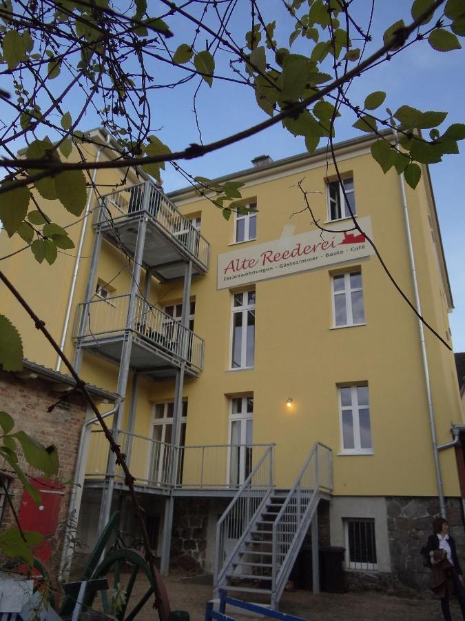 Kulturgasthof Alte Reederei Aparthotel Fürstenberg-Havel Exterior foto